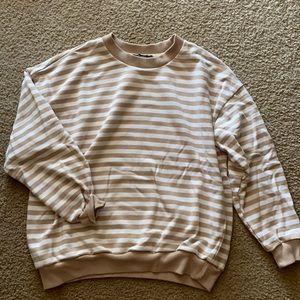 Forever 21 Sweatshirt